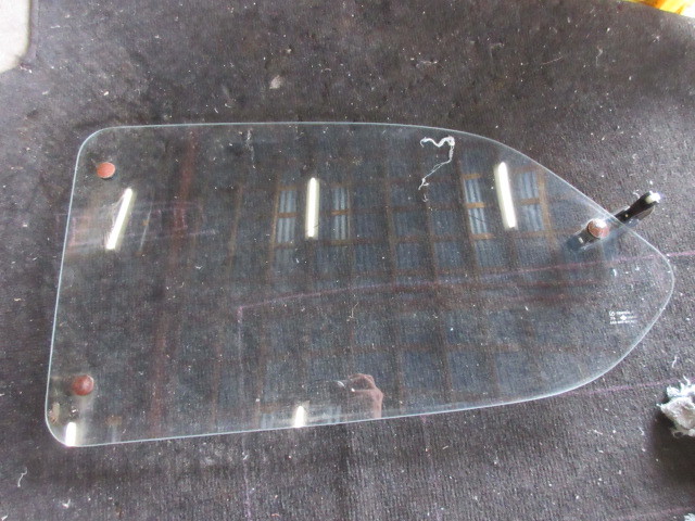 ★28G6575 L38 フェローマックス 左後ろガラス 修理やストック等に拍卖