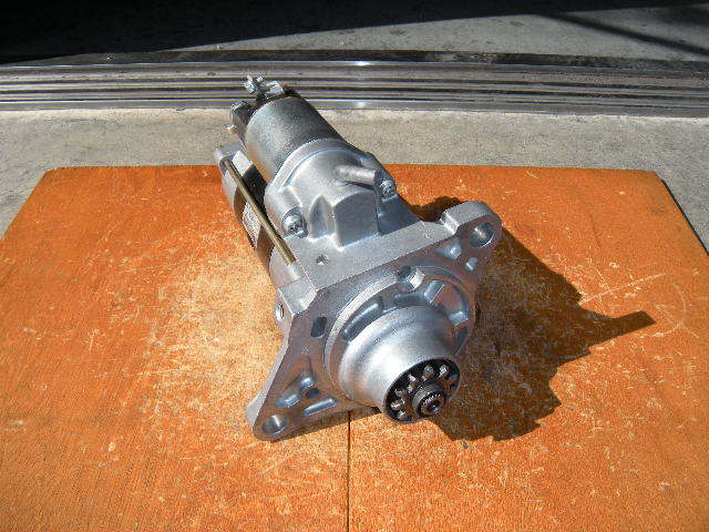 いすゞ、フォワード/FRR/FSR/FTR/FSS/FRS/FTS/FVR用セルモーター(スターター)リビルト品 M8T63871,8-98242-589-1拍卖