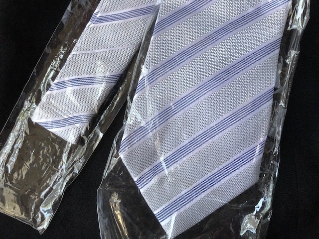 ネクタイ 新品 絹 グレー 斜めストライプ柄 シルク 未使用拍卖