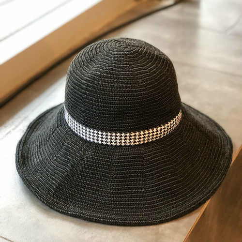 UV紫外線対策★つば広いストローハット麦わら帽子★ブラック★拍卖