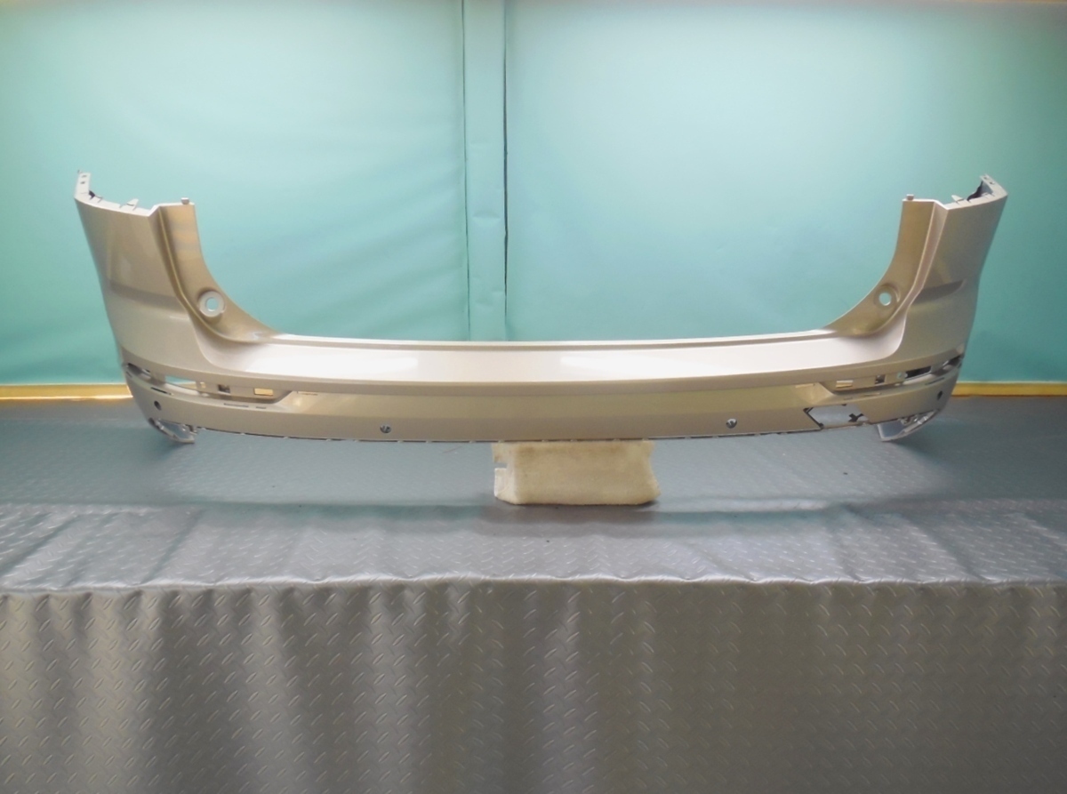 ◆ UD4204TXC ボルボ VOLVO XC60 純正 リアバンパー 31425198 ルミナスサンドメタリック拍卖