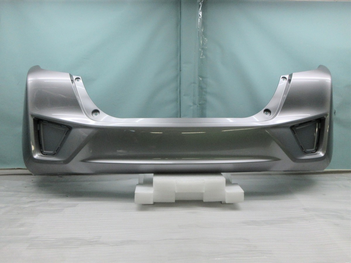 ◆ GK3 GK5 フィット FIT 純正 リアバンパー 71501-T5A-0000 ティンテッドシルバーメタリック拍卖