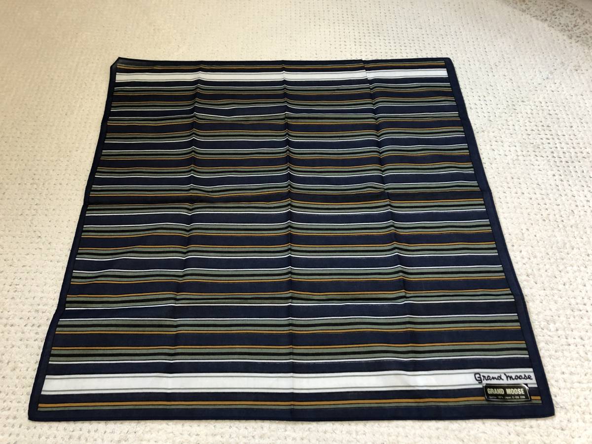 大幅値下げ!期間限定価格!新品GRANDMOOSE!ハンカチ!縦45センチ、横45センチの正方形です!ラスト1個です!早い者勝ち!拍卖