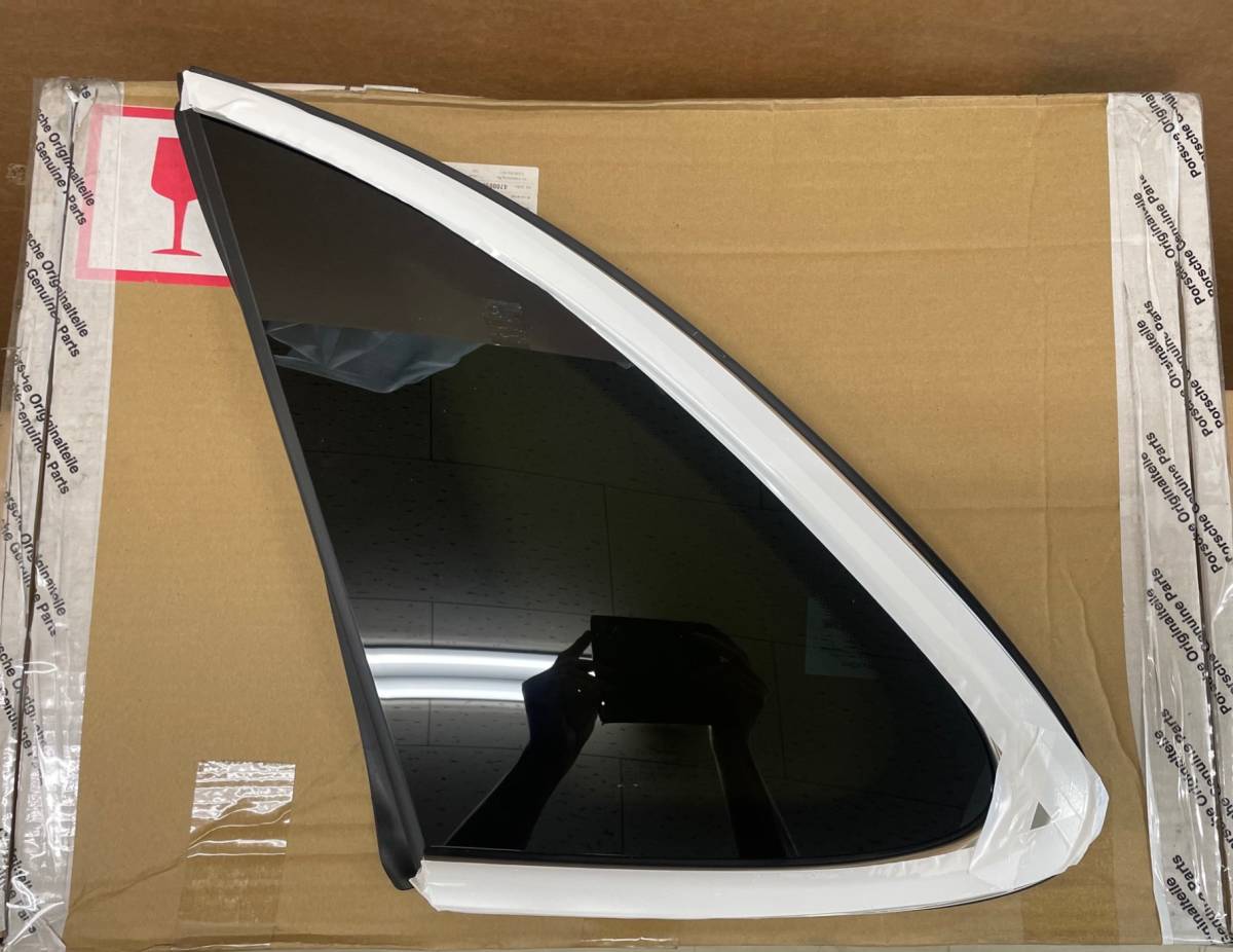 純正■PORSCHE CAYENNE ポルシェ カイエンE3 9YA ◆サイドウインドウ左側◆9Y0.845.317CC■未使用/新品拍卖