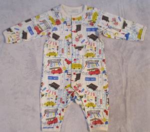 ☆【郵便(クリックポスト)対応】AMPERSAND(アンパサンド)車柄 長袖ロンパス 70cm(49-6697)拍卖