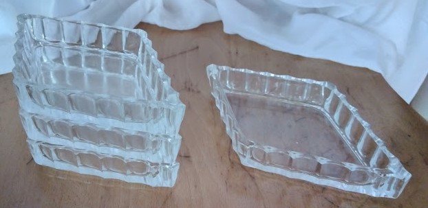 レトロ食器 お皿 平行四辺形 ガラス 同類4枚セット拍卖