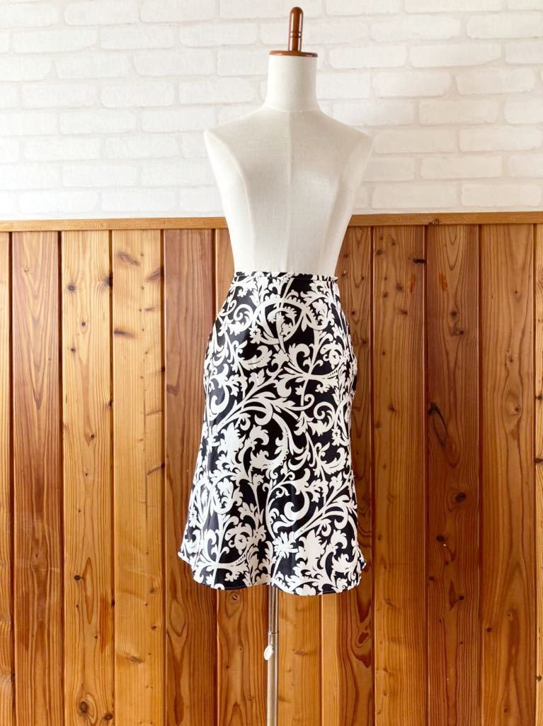 COUP DE CHANCE クードシャンス 上品 レディース 膝下 スカート 34 Sサイズ位 黒 白 日本製 セレモニー formal skirt made in JAPAN ②拍卖