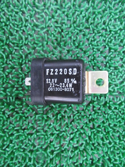 ミツビシトラクター GS21からの取外し電装部品 中古 2拍卖