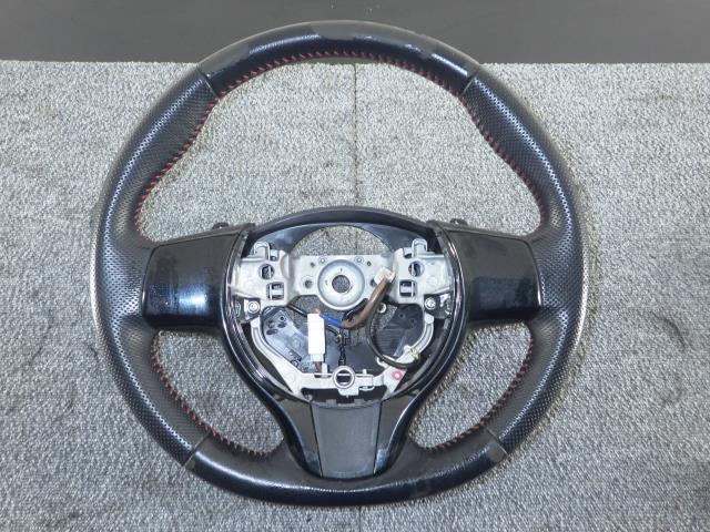 ヴィッツ DBA-NCP131 ステアリングホイール拍卖
