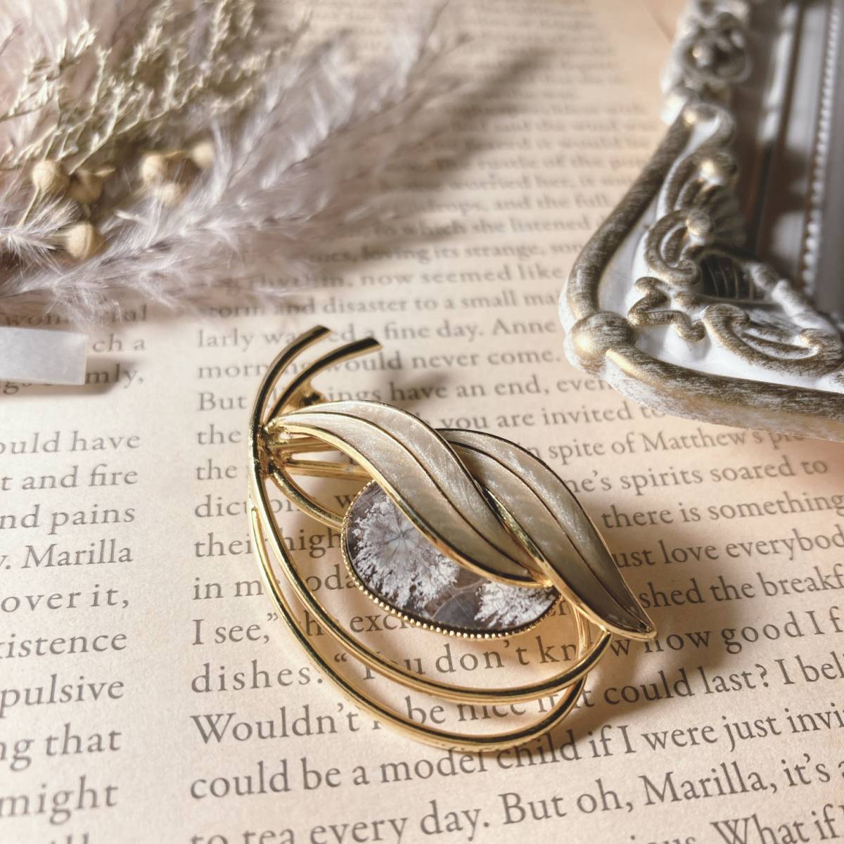 ビンテージピンブローチ ゴールド シェル Gold Brooch japan Vintage0011拍卖