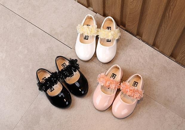 LHK1318★女の子 可愛い フォーマルシューズ 花飾り子供キッズドレス用シューズ おしゃれ 入園式結婚式発表会 13-17.8㎝拍卖