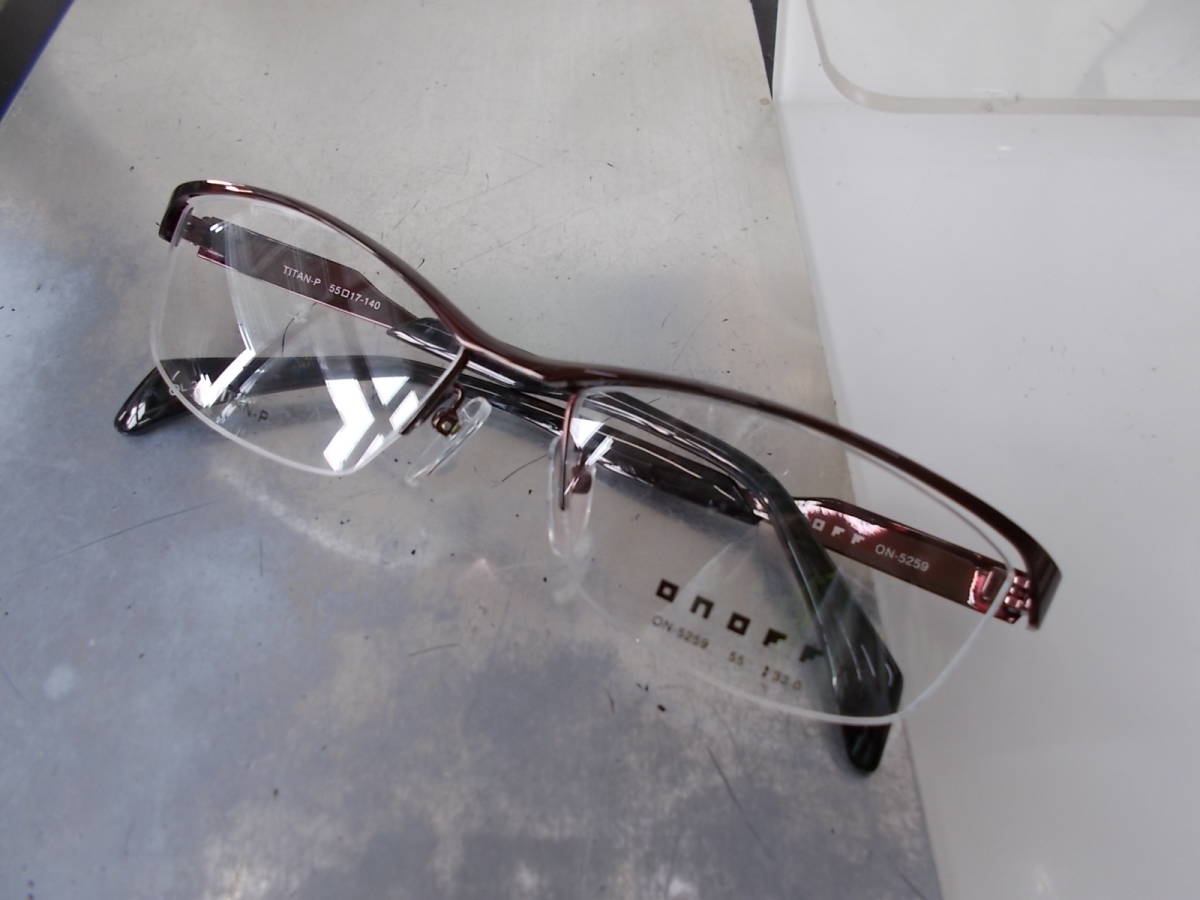 ONOFF オノフ 超かっこいい眼鏡フレーム ON-5259-2 ナイロール ハーフリム デザイン お洒落拍卖