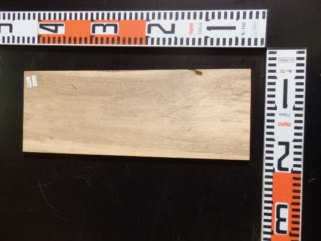 b2070604 黒柿白●約40cm×14.8cm×5mm☆無垢板1枚板 木材 板 DIY 板材 天板 棚板 テーブル 看板 花台など種類豊富!拍卖