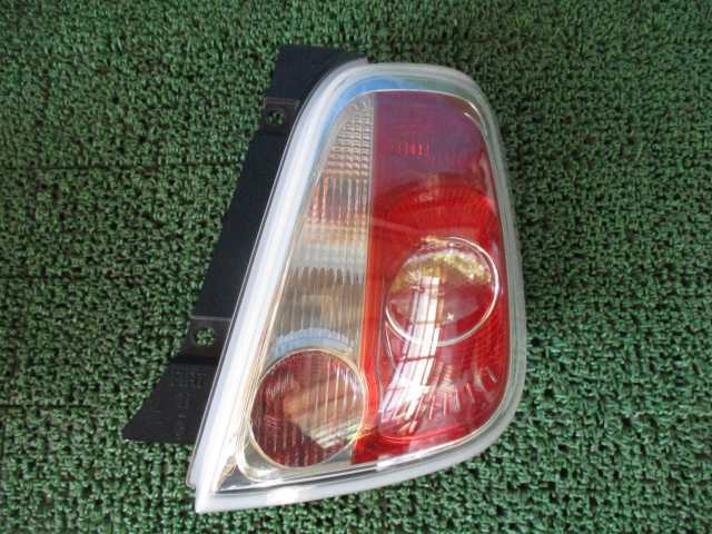 ☆★ABA-31214 フィアット500 右テールランプ★☆拍卖