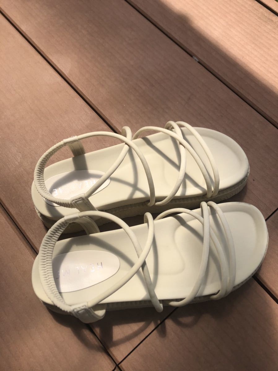 *heal me*ヒールミー*レディースサンダル LL-25.0cm相当*アイボリー*美品* コードストラップ 厚底 厚底サンダル拍卖
