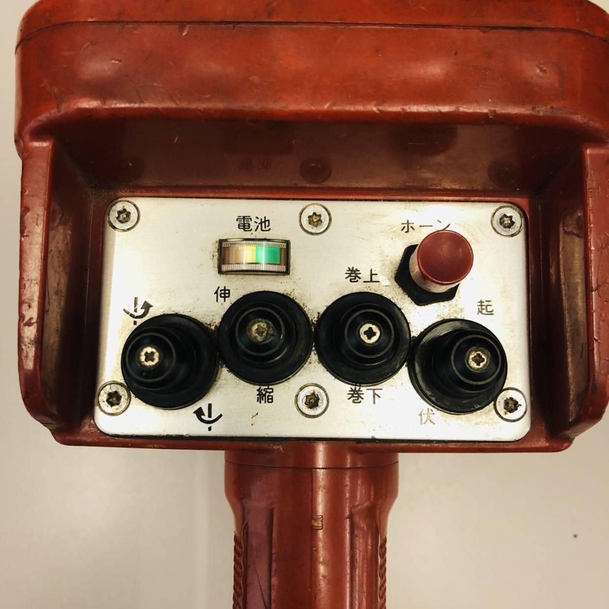 1052 ☆ 中古 UNIC 古河ユニック ラジコン リモコン 送信機 RC-30R-3 通電未確認 Y15拍卖