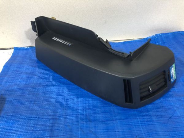 MITSUBISHI 三菱 デリカ D5 CV5W H21年 純正 フロント 右 エアコン吹出口 LOWDEST G-NAVI DASH BOARD A/C COWL L/R ID:686拍卖