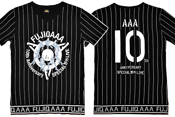 Y-4613★送料無料★美品★AAA 10th Anniversary SPECIAL 野外LIVE in 富士急ハイランド 10周年★黒色 Vネック 半袖 T-シャツ M拍卖