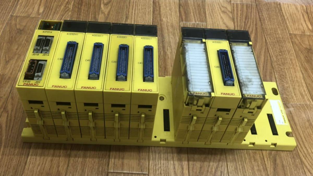 ジャック品 FANUC A1D32H1 AID32H1 AOD32C1*2個 AID32E1*2個 AOD16C*2個拍卖