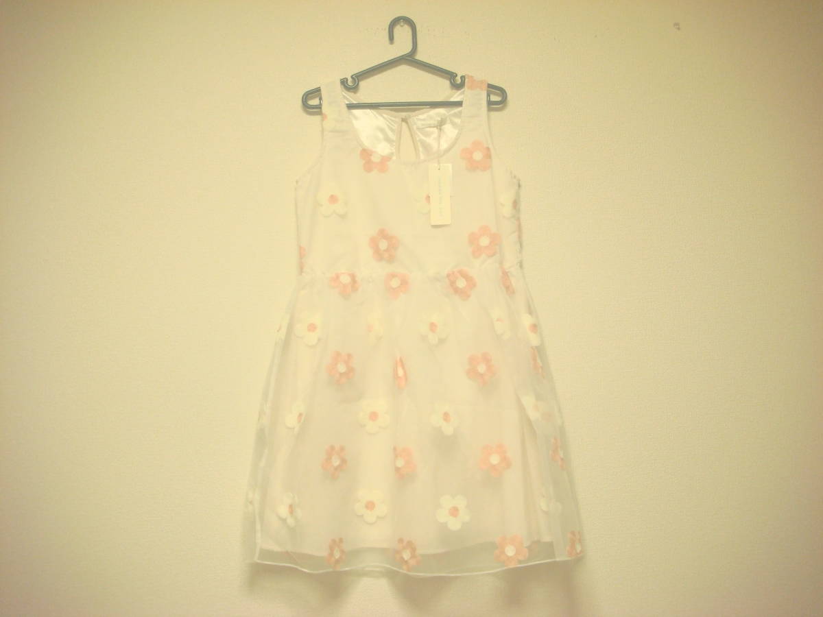 SHERNA お花刺繍 オーガンジー ワンピース ホワイト系 タグ付き未使用 新品 二次会ドレス拍卖