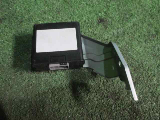 【A47990】◇ フィット GP1 レベライザー コンピューター拍卖