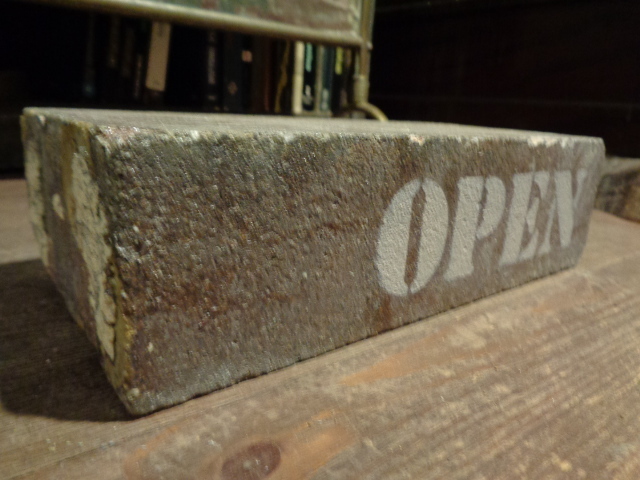 【レンガ看板】open/closeステンシルメニューボードカフェ美容院インダストリアル薪ストーブ古道具アンティーク美容室インテリア骨董拍卖