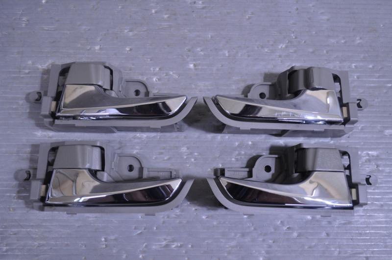 ミライ―ス X 前期(LA300S LA310S) 純正 破損無 動作保証 ドア インナー ハンドル 1台分 4個 セット / 69270-B2110 69280-B2120 K061534拍卖