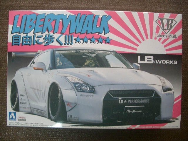 ■1/24 アオシマ リバティウォーク R35 GT-R Ver.2拍卖