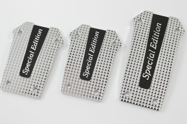 高品質 スペシャルペダルMT用 数量限定 ペダルカバー カー カー用品 車用品 トヨタ ホンダ ダイハツ スズキ マツダ スバル 日産拍卖