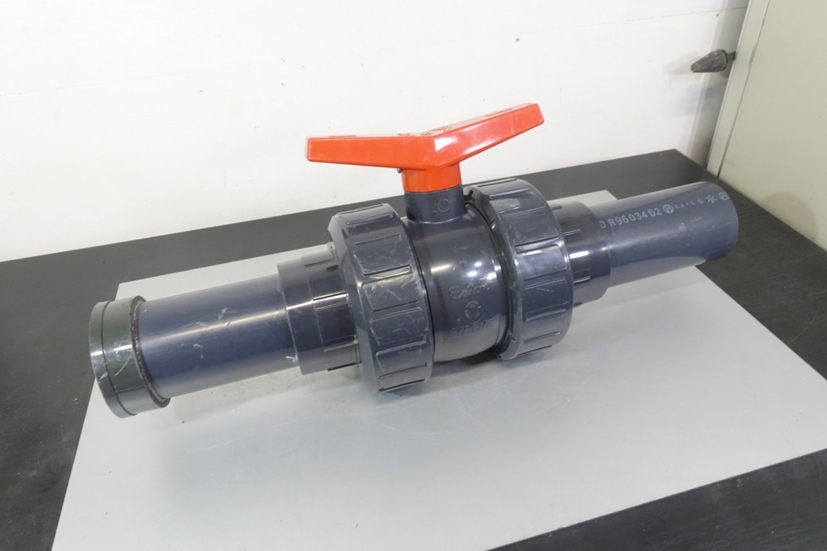 エスロン 呼び径:100(4) PVCバルブ TS式 ボールバルブ TJJ 積水化学 大型 配管 継手拍卖