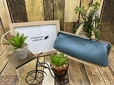 【姫路レザー】がま口(大) ブルー 小物入れ ペンケース メガネ入れ がま口 革 本革 カスタマイズOK商品拍卖