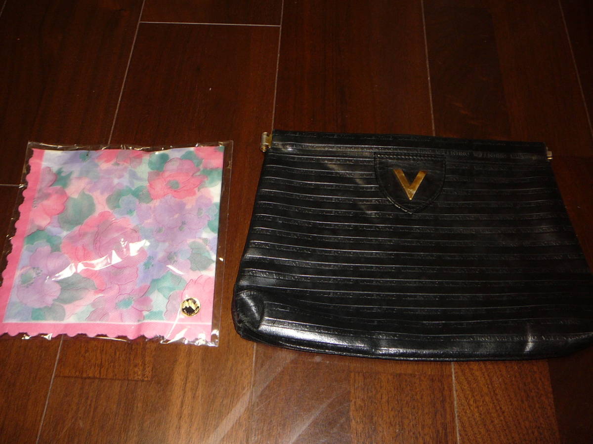 マリオバレンチノ セカンドバッグ ポーチ クロ ばね開閉 イタリア製 と 新品未使用 マリオバレンチノ ペーパーナプキン 拍卖