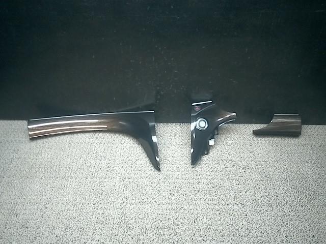 ☆ エルグランド TE52 インストルメントパネル 木目調 トリムG 68412-1JB0B,68410-1JB0B,68411-1JB0B ハイウェイスター拍卖