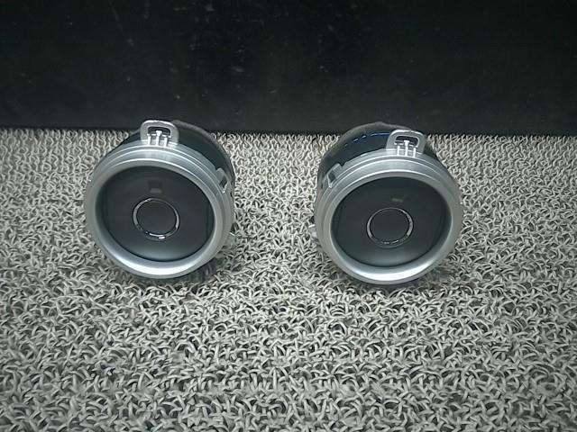 ☆ キャスト LA250S エアコン吹き出し口 左右セット 55650-52260 55650-B2320-B3 スタイル拍卖