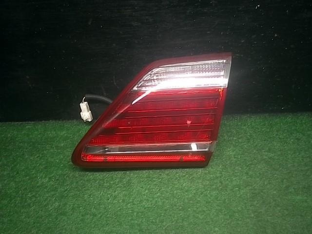 ☆H23年 クラウン ロイヤルサルーン GRS200 右リアフィニッシャーレンズ 内側 テール LED イチコー 30-371 81580-30462拍卖