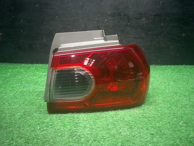 ☆H18年 ソニカ RS L405S 右テールランプ コイト 220-51856 81550-B2150拍卖