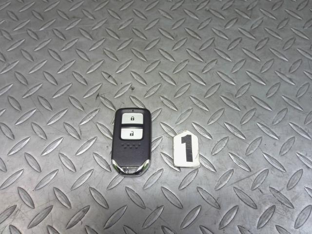 ホンダ(Honda)★フィット★GP6★キーレスリモコン★NH731P★拍卖