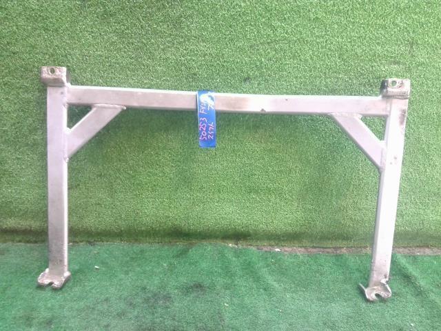 スズキ スイフトスポーツ HT81S スズキスポーツ フロントメンバーブレース ブレース 中古 Y02205025359000 ★大型★拍卖