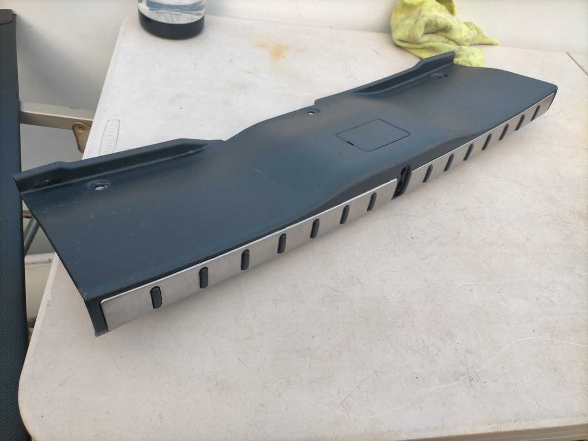 トヨタ アルテッツァ ギータ SXE10 トランク スカッフプレート拍卖