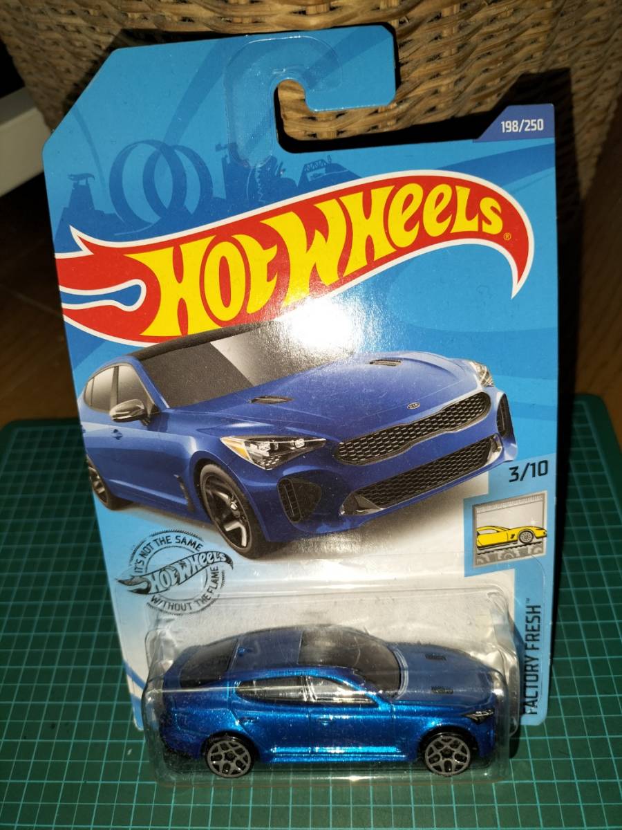 Hotwheels 2019 キア・スティンガー GT 「FACTORY FRESH 」 1stカラー拍卖