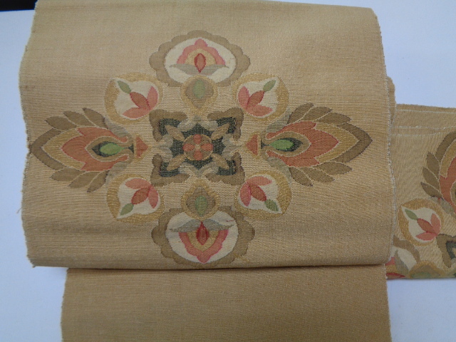 C219-80 名古屋帯 正絹 紬 六通柄 宝相華織文 手織 昭和レトロ アンティーク拍卖