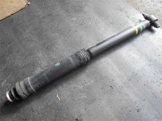 トヨタ ヴォクシー リアショック 右 ZRR80 (BL8782)拍卖