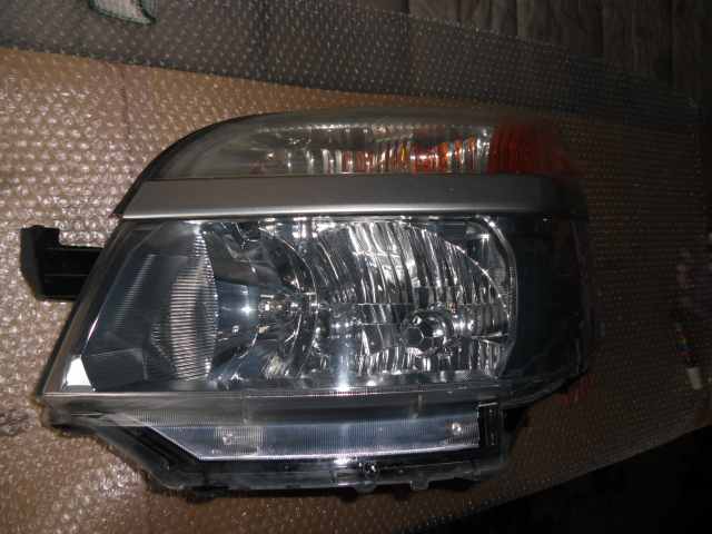 トヨタ ヴォクシー ヘッドライト 左 AZR65 (BL6521)拍卖