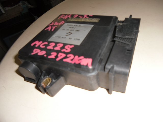 スズキ ワゴンR RR エンジンコンピューター MC22 33920-84FJ0 (BL7175)拍卖