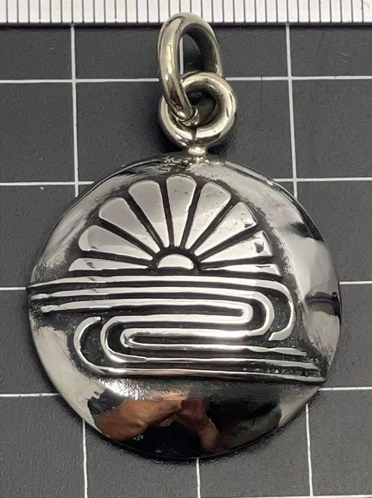 家紋ペンダント★菊水★中★キーホルダー★ジャーマンシルバー拍卖