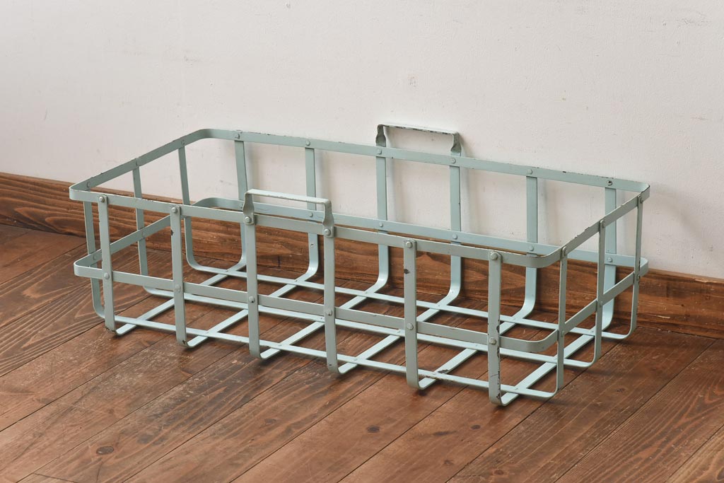 R-030993 昭和中期 シャビー質感がお洒落なアイアン製のカゴ(小物入れ、バスケット)(1)拍卖