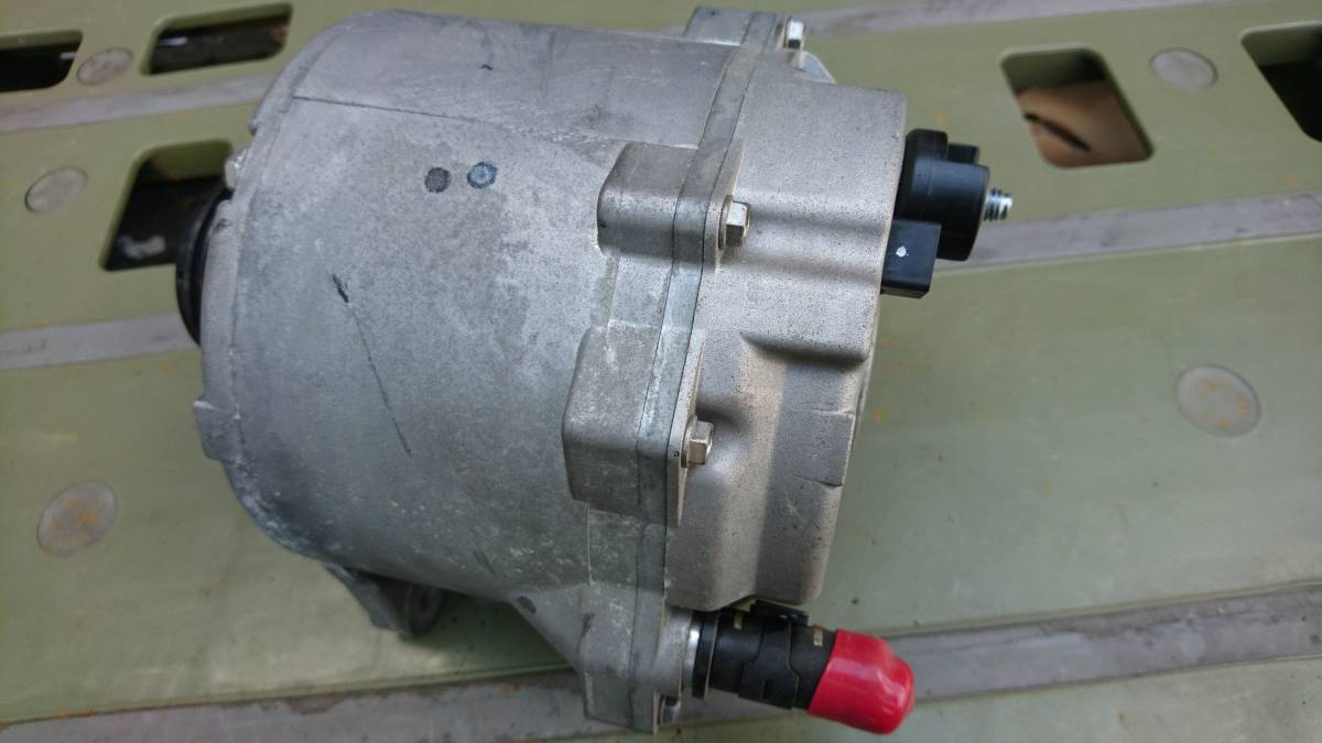 ポルシェカイエン/VWトゥアレグ/水冷式/オルタネーター/190A/95560301610/LR1190-908B/021903026N/76000km拍卖