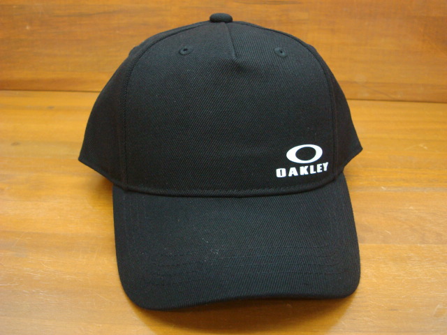新品OAKLEY(オークリー)LOCKUP CAP BLACKOUT 02E拍卖