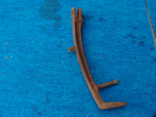 スズキGSXR400-1型 GK71B サイドスタンド 不動車から取り外し拍卖