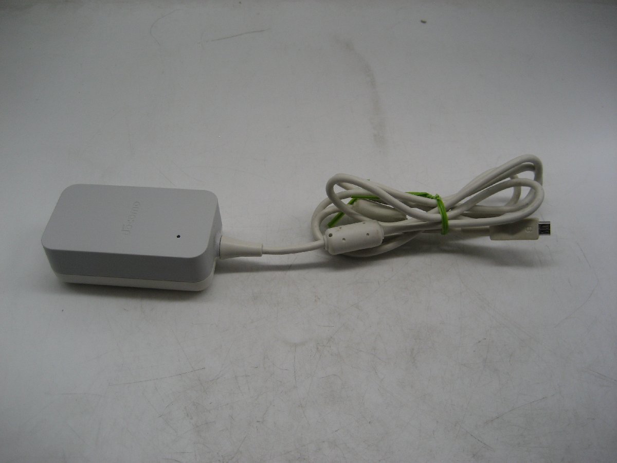 「6個入荷」◎現状渡し◎動作未確認◎NTT docomo ACアダプタ 05◎本体キズ・日焼けあり K1177拍卖